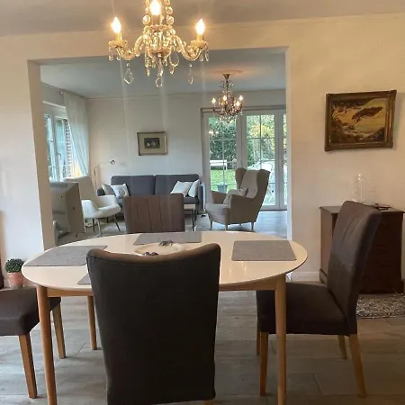 Vakantiehuis Strandweg-huus Schobuell *